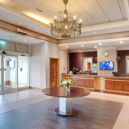 Western The Quays 4*