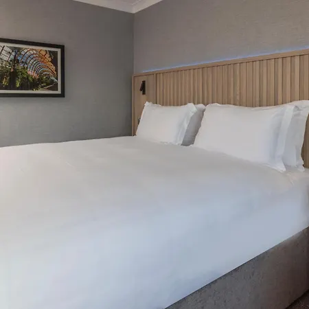Western The Quays Hotel 4*