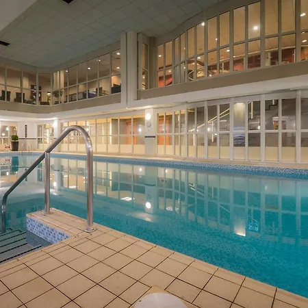 Western The Quays 4*